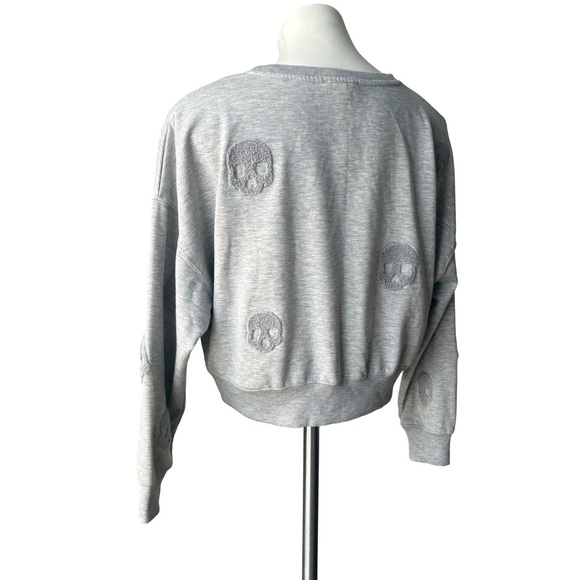 Olive + Oak Cropped Gray Sweatshirt with Embroidered Skulls, Sz M - Picture 4 of 12